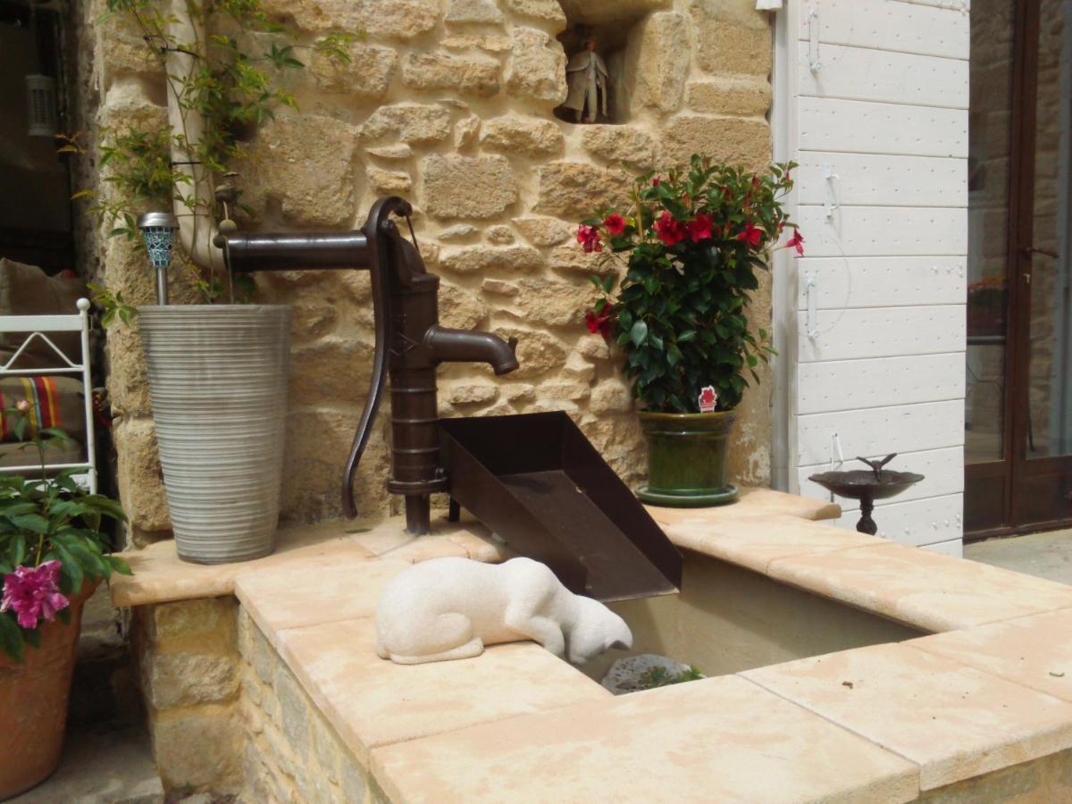 カヴァイヨン Le Mas Du Chat Bed & Breakfast エクステリア 写真